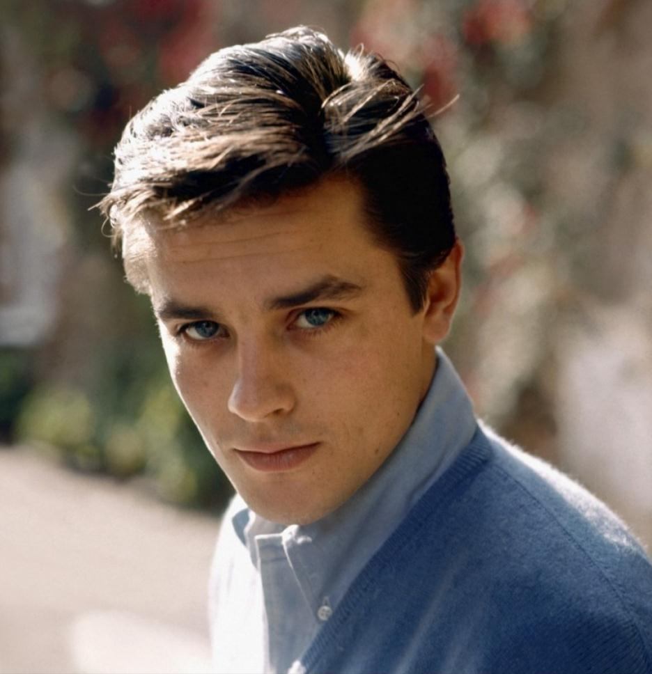 Alain Delon: Έχει γίνει σκιά του εαυτού του που απλώς περιμένει το μοιραίο