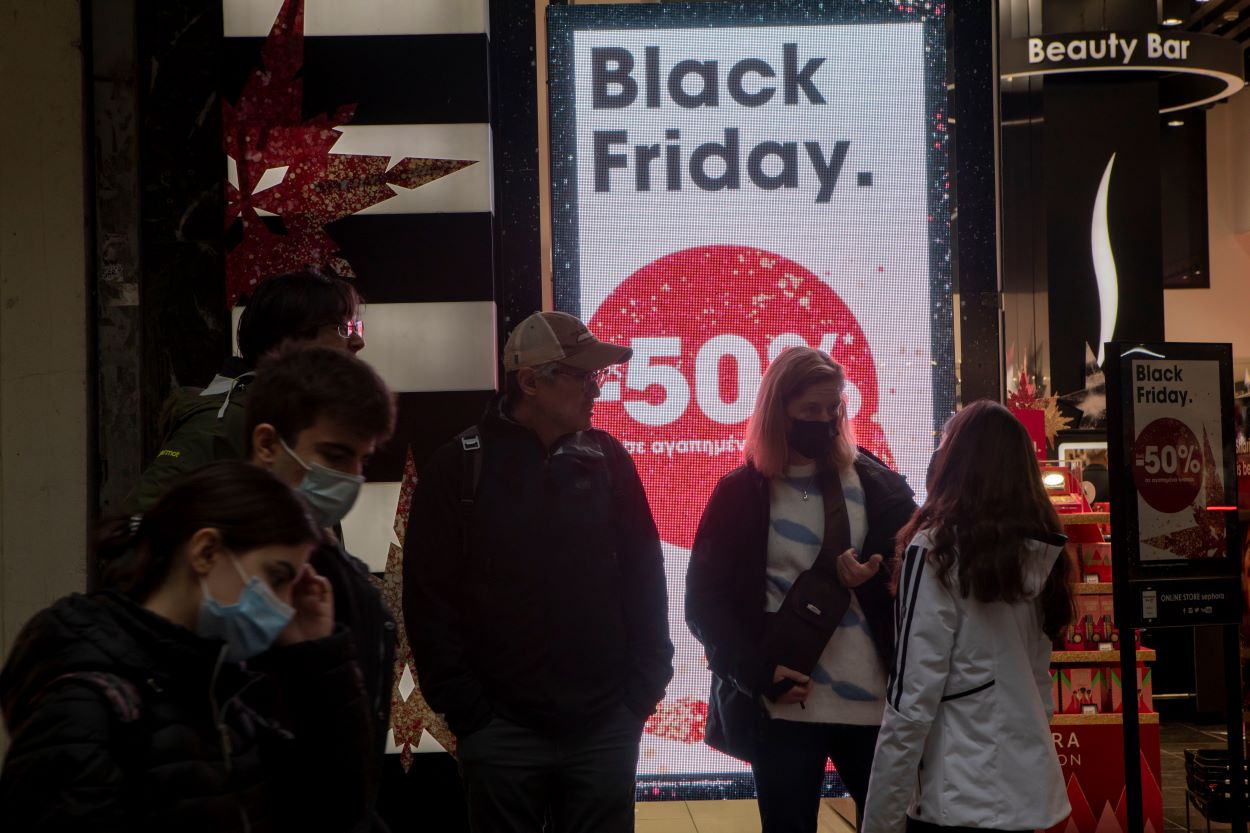 Black Friday: Ικανοποιημένες οι έξι στις δέκα επιχειρήσεις