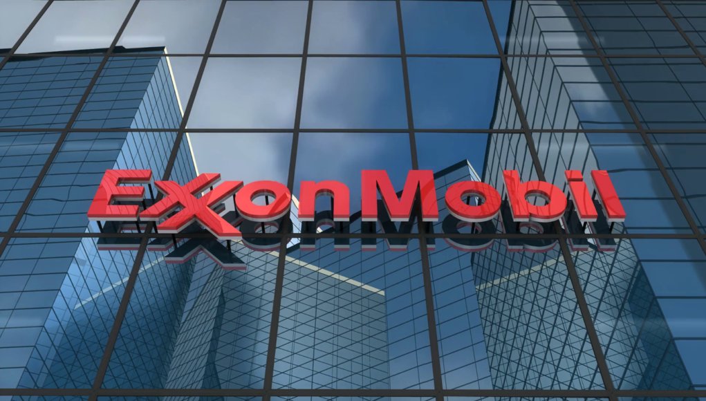 Exxon Mobil: «Περισσότερα χρήματα από το Θεό»
