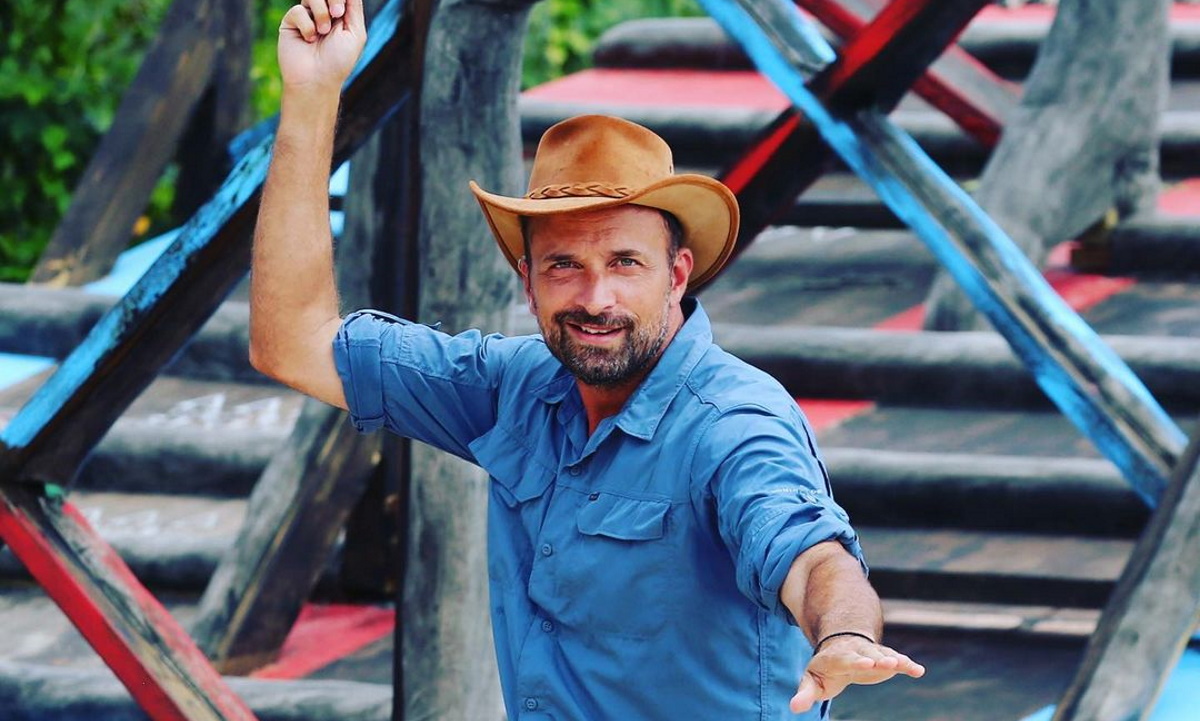 Ο Γιώργος Λιανός επιβεβαιώνει το All Star Survivor και αποκαλύπτει αν έχει δεχτεί καψόνια από την Μενεγάκη