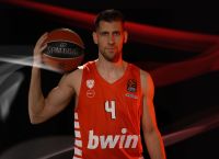 Λούντζης: “Δεν έχουμε περιθώριο για δεύτερη σερί ήττα στην Ευρωλίγκα”