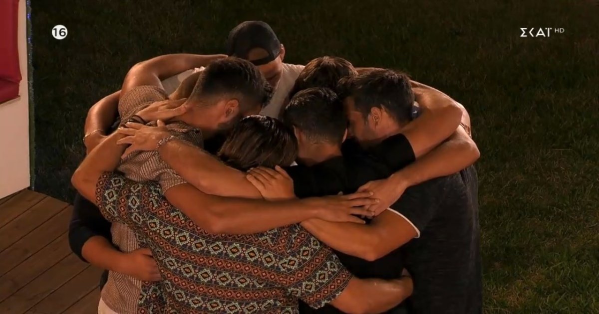 Love Island: Τα πέταξαν όλα Μαρία και Αναστασία – Στην πισίνα με στρινγκ