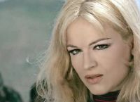 Μέμα Σταθοπούλου: Η Ελληνίδα Μπριζίτ Μπαρντό, το τροχαίο της κόρης της και το τραγικό φινάλε