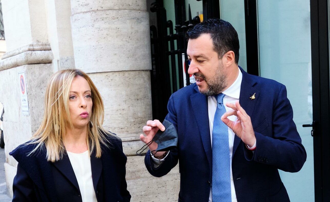 Σαλβίνι: ακροδεξιό βαρίδι ή άλλοθι της Μελόνι;