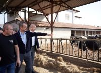 Μητσοτάκης: «Θα στηρίξουμε αγρότες, κτηνοτρόφους»