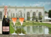 Πρόβλημα για την Moet Hennessy – Ξεμένει από αποθέματα σαμπάνιας Πρόβλημα για την Moet Hennessy – Ξεμένει από αποθέματα σαμπάνιας