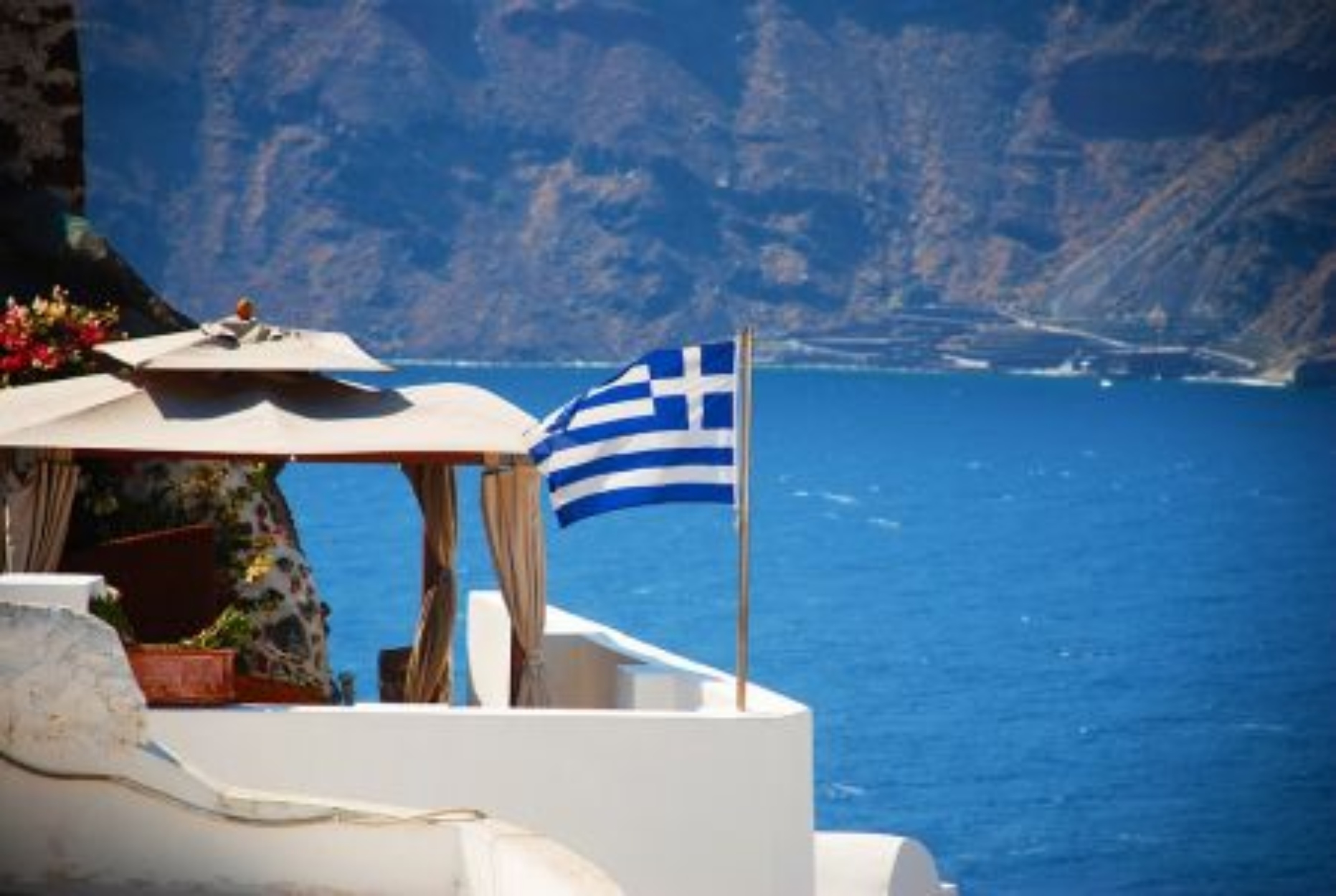 Ελληνικός τουρισμός: Στα 18 δισ. ευρώ τα έσοδα