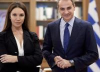 Η Βάνα Μπάρμπα σκέφτεται να βγει υποψήφια με τη Νέα Δημοκρατία