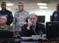 Ενόχληση Ακάρ: «Η Ελλάδα με τα εξοπλιστικά επιχειρεί να πλήξει την ειρήνη και την σταθερότητα»