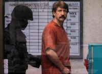 Viktor Bout: Ποιος είναι ο “έμπορος θανάτου” που η Ρωσία θέλει πίσω σε ανταλλαγή κρατουμένων