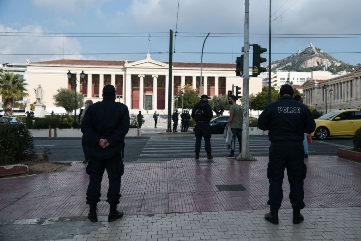 Επέτειος Πολυτεχνείου 2022: Φόβοι της ΕΛ.ΑΣ. για κρυμμένα «πολεμοφόδια»