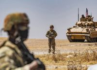 Η Τουρκία βομβάρδισε αμερικανοκουρδική βάση στη Συρία Η Τουρκία βομβάρδισε αμερικανοκουρδική βάση στη Συρία
