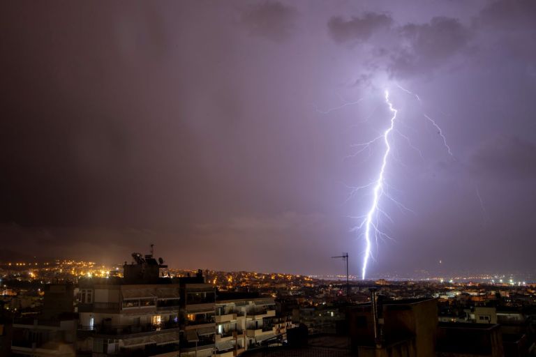 Προ των πυλών η κακοκαιρία EVA: Δύσκολο το Σαββατοκύριακο – Πού αναμένονται έντονα φαινόμενα