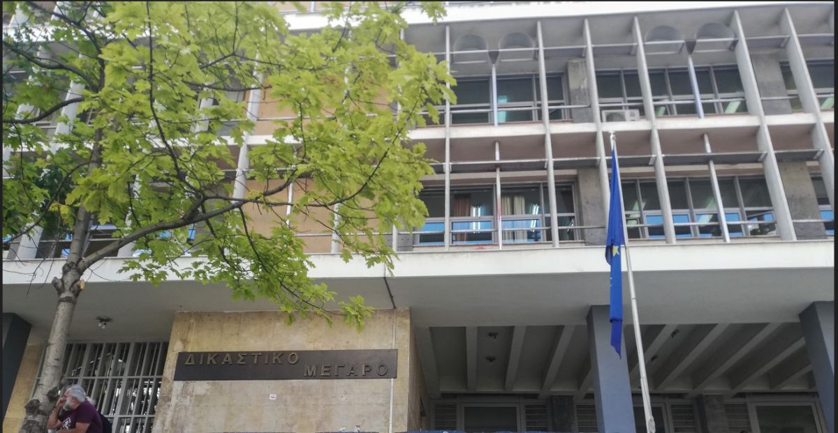 Θεσσαλονίκη: Αθώα η γιαγιά με τα τερλίκια
