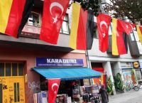 DW: Όλο και περισσότεροι Τούρκοι φεύγουν για τη Γερμανία