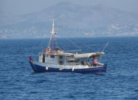 Νέα τουρκική πρόκληση: Τούρκοι ψαράδες με μηχανότρατες σε απόσταση αναπνοής από ελληνικά νησιά Νέα τουρκική πρόκληση: Τούρκοι ψαράδες με μηχανότρατες σε απόσταση αναπνοής από ελληνικά νησιά