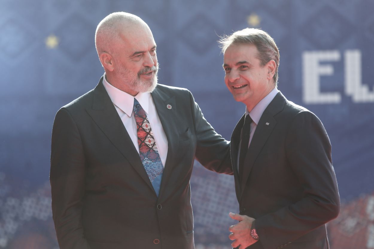 Το οικονομικό έδαφος για καλύτερες ελληνοαλβανικές σχέσεις