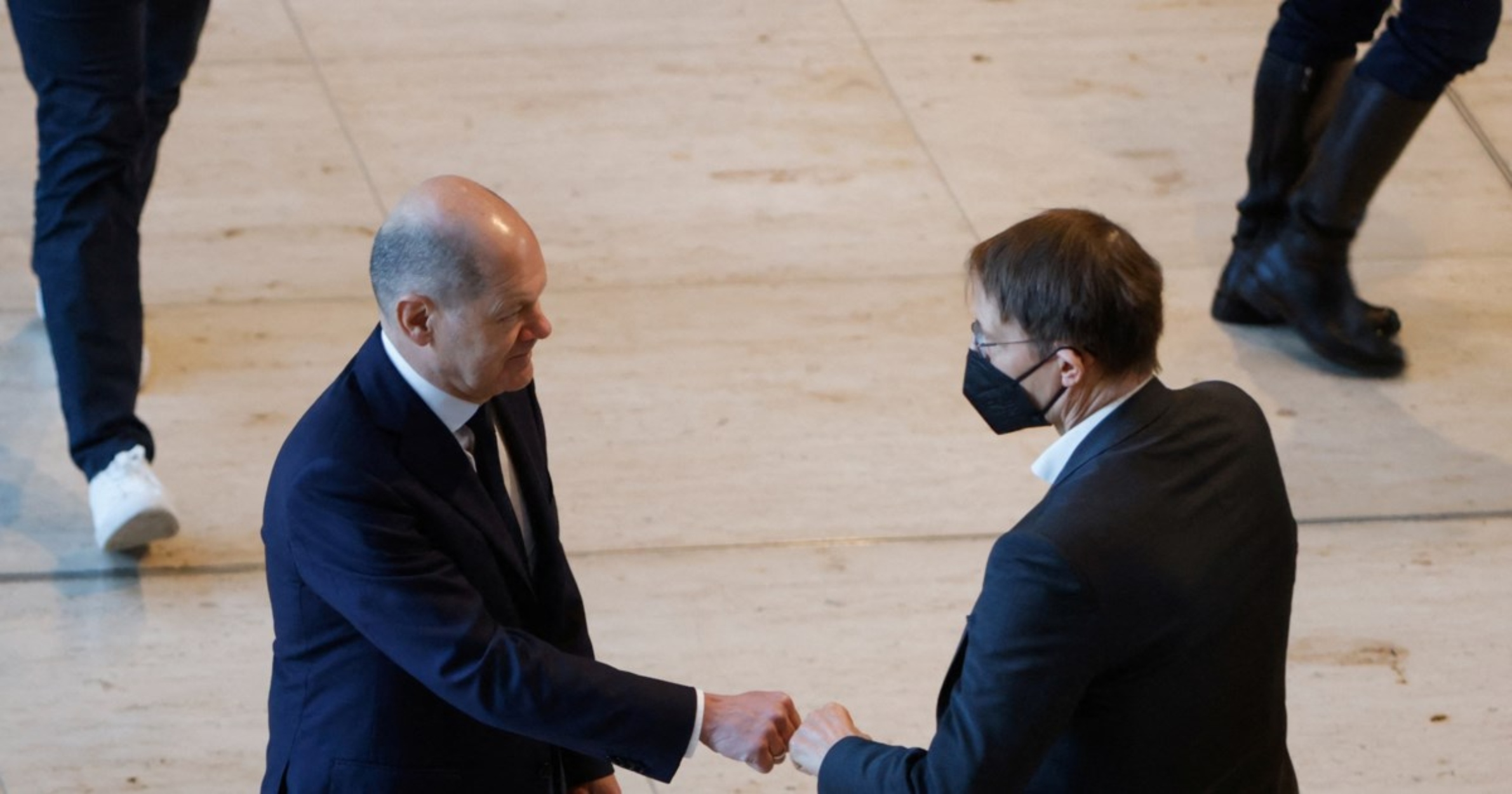 Γερμανία: Ανησυχίες για διασυνδέσεις κοινοβουλευτικής ακροδεξιάς και «πολιτών του Ράιχ»