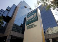 Banks told to slash charges