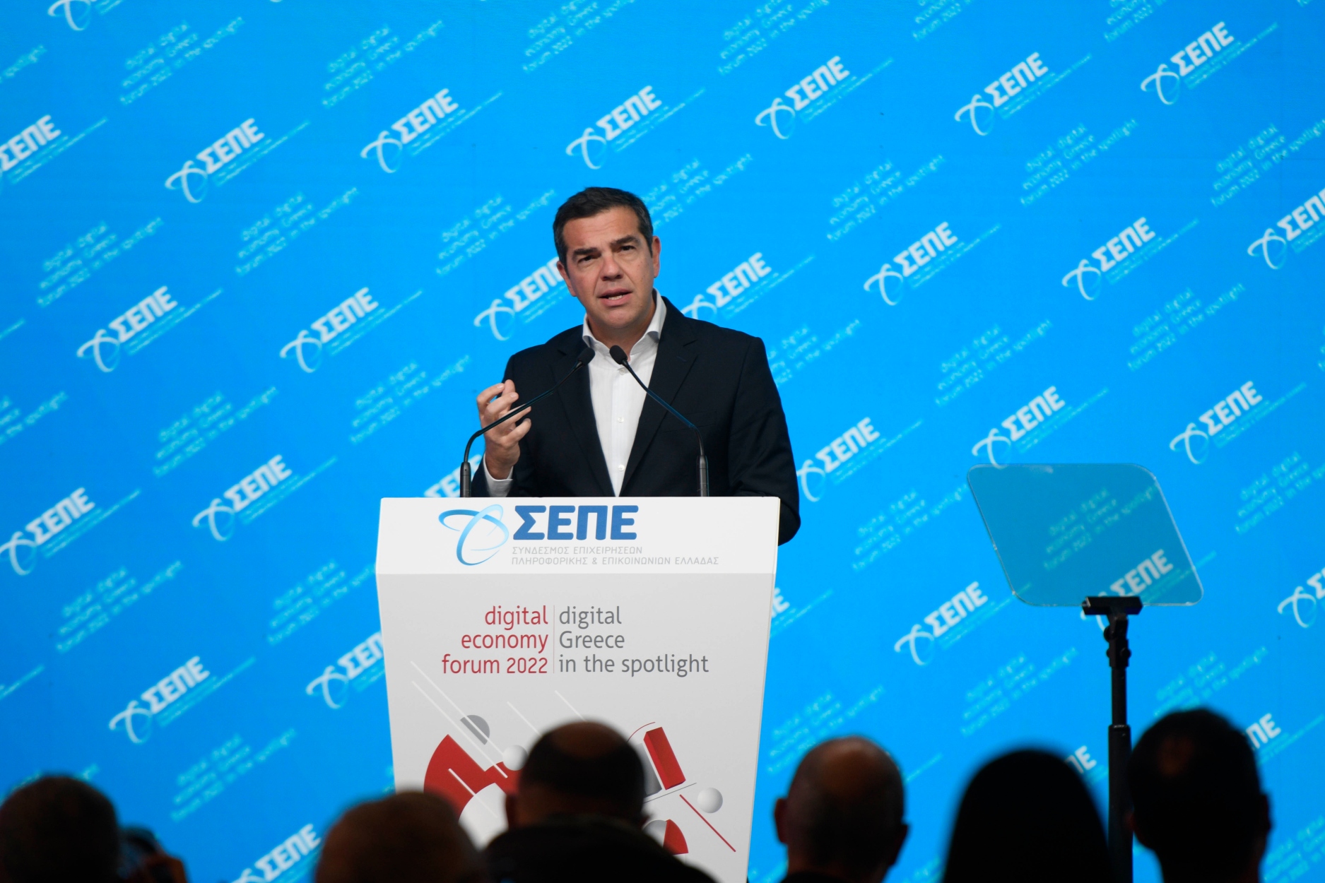 Τσίπρας: Θα στηρίξουμε ξένες επενδύσεις