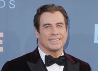 John Travolta: Στην Αθήνα με δικό του αεροπλάνο κόβει βόλτες