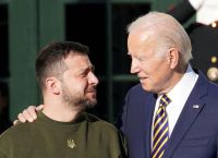 Προς συνάντηση Μπάιντεν – Ζελένσκι στην Πολωνία