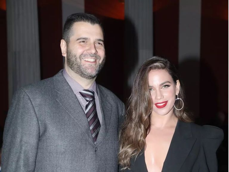 Κατερίνα Στικούδη: Λαμπεροί καλεσμένοι στα γενέθλιά του συζύγου της [vid]