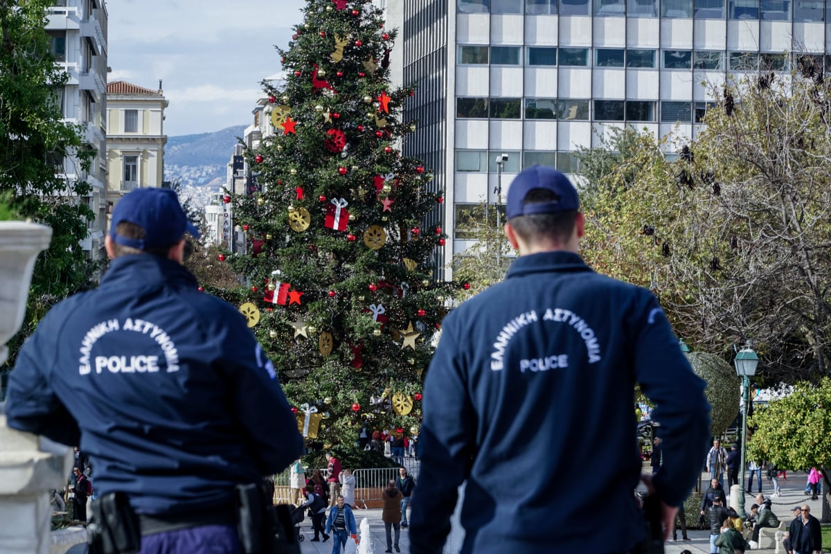 9.000 αστυνομικοί βγήκαν στους δρόμους για την παραμονή