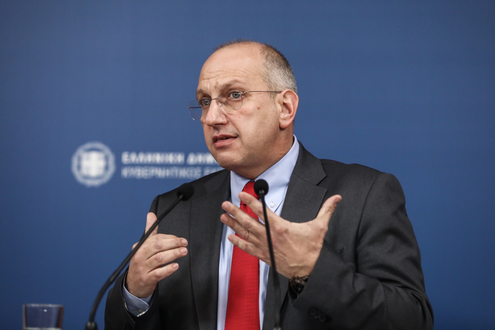 Οικονόμου: «Οι εκλογές θα γίνουν το 2023 όσο πιο κοντά στο τέλος της τετραετίας»