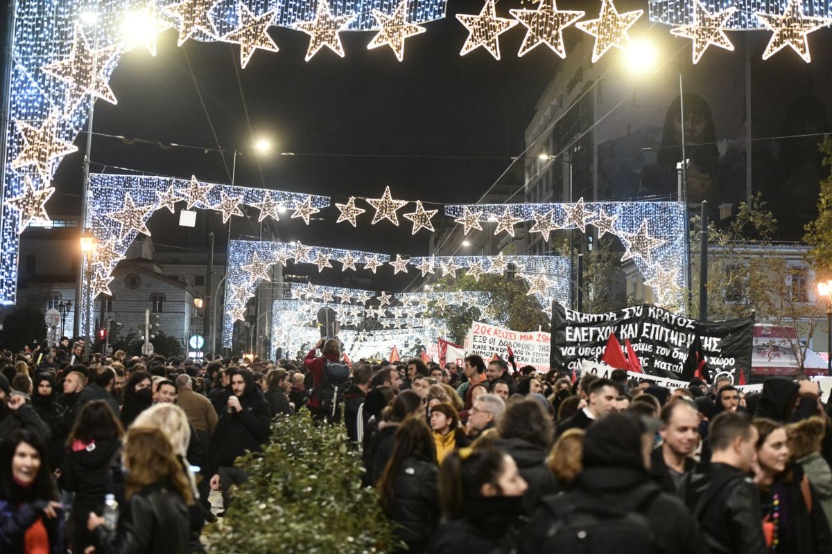 Επέτειος δολοφονίας Γρηγορόπουλου: Σε εξέλιξη η πορεία