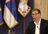 Ο πρόεδρος της Σερβίας Αλεξάνταρ Βούτσιτς καταστέλλει την αντιπολίτευση και τα μέσα ενημέρωσης