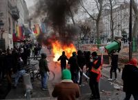 Νέα επεισόδια στο Παρίσι ανάμεσα σε Κούρδους διαδηλωτές και αστυνομικούς
