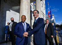 Athens, Greece, became the newest “sister city” to New York as their two mayors signed a symbolic agreement Athens, Greece, became the newest “sister city” to New York as their two mayors signed a symbolic agreement