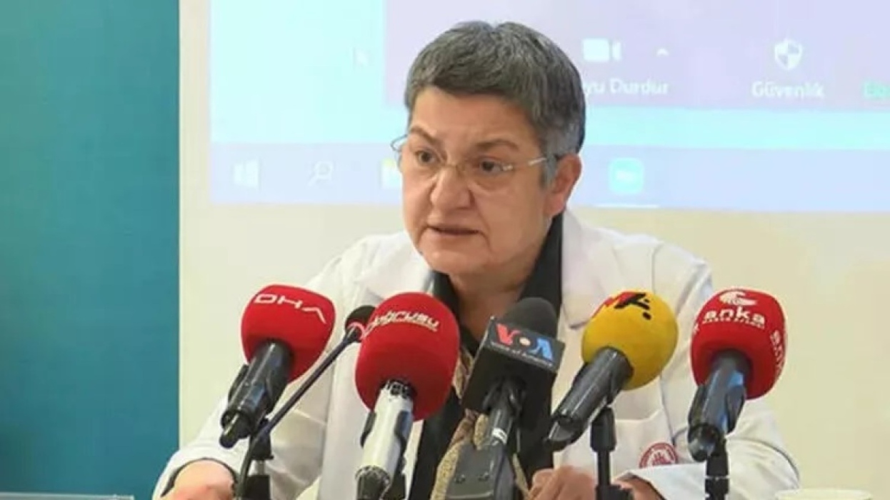 «Αποφυλακίστε την πρόεδρο του Τουρκικού Ιατρικού Συλλόγου»