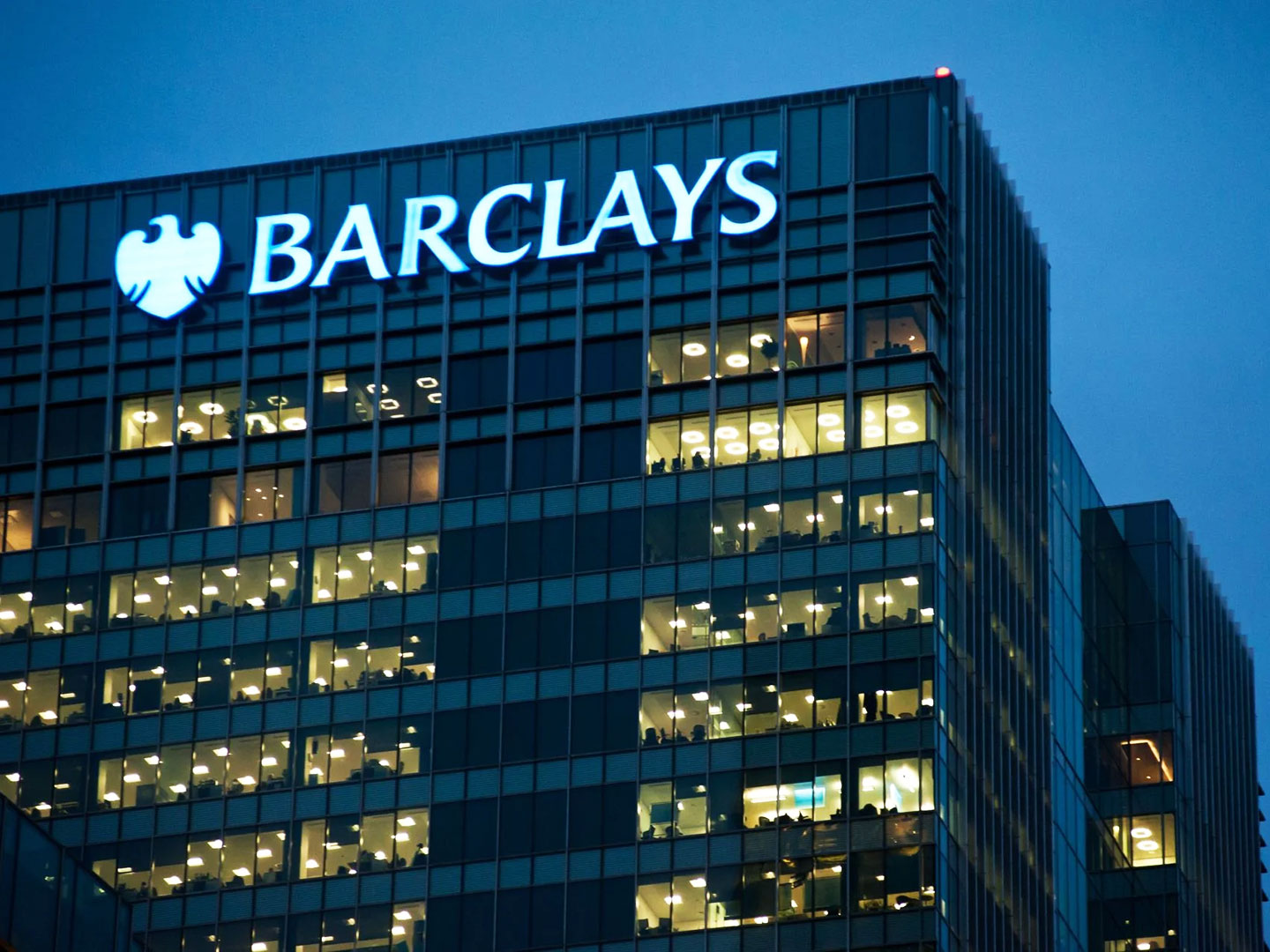 Barclays Accused by Customers in Greece of Closing Accounts Withholding their Money
