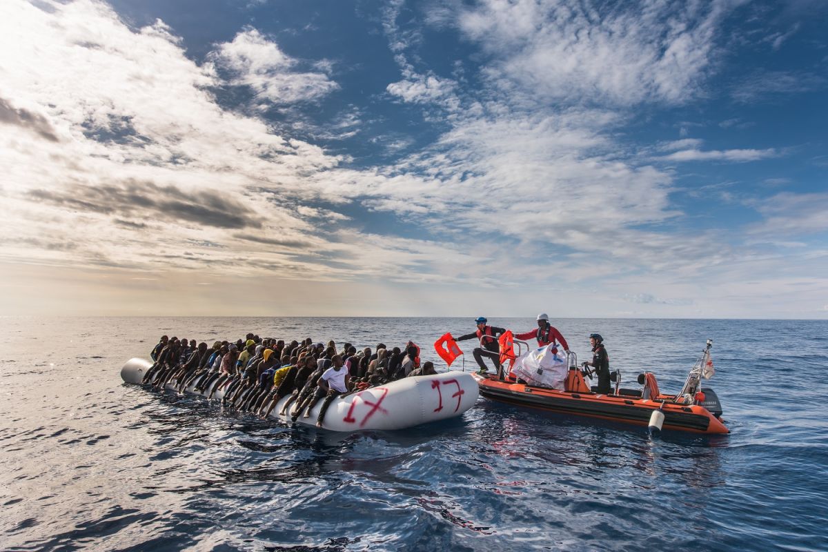 Η Ιταλία υποδέχεται το πλοίο Ocean Viking με τους 113 ανθρώπους που διέσωσε στη Μεσόγειο