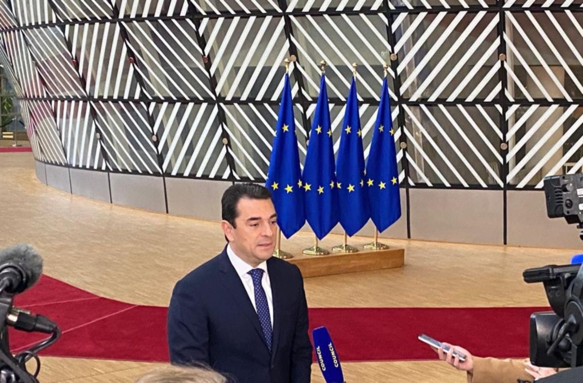 Σκρέκας: Έχουμε φτάσει σε σημείο μηδέν -Η Ε.Ε. να αναλάβει τις ευθύνες της