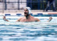 Άγγελος Φώσκολος: Ο πολίστας που νίκησε τον καρκίνο και επέστρεψε στο άθλημά του – Η συγκινητική ιστορία του