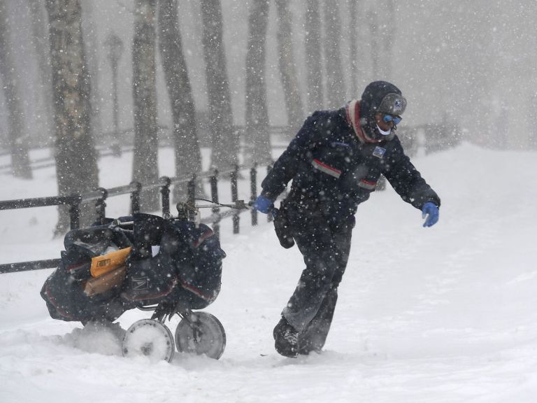 Is it possible “polar bomb” in Greece