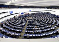 Ευρωπαϊκό Κοινοβούλιο: Την απουσία ανεξάρτητου ηθικού ελέγχου καταγγέλλει η Διεθνής Διαφάνεια