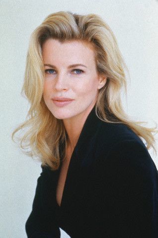 Kim Basinger: Η γυναίκα που άλλαξε τους κινηματογραφικούς κανόνες του παιχνιδιού με μία και μόνο εμφάνιση