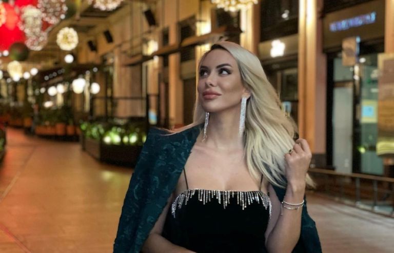 Τζούλια Κόλλια: «Τον άντρα μου τον γνώρισα σε μια κηδεία» [vid]