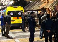 Σοκ στη Νέα Σμύρνη: Καρέ καρέ η στιγμή που ο μασκοφόρος πιστολέρο μπαίνει στο καφέ και ανοίγει πυρ Σοκ στη Νέα Σμύρνη: Καρέ καρέ η στιγμή που ο μασκοφόρος πιστολέρο μπαίνει στο καφέ και ανοίγει πυρ