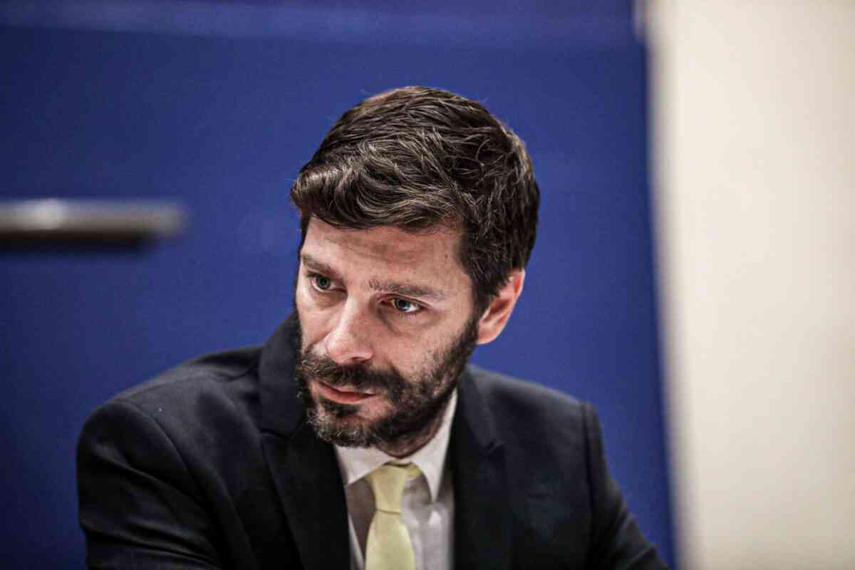 Νικόλας Γιατρομανωλάκης: Τι έκανε ο Μητσοτάκης όταν του ανακοίνωσε ότι είναι gay