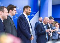 Χριστουγεννιάτικη γιορτή στα γραφεία της Νέας Δημοκρατίας