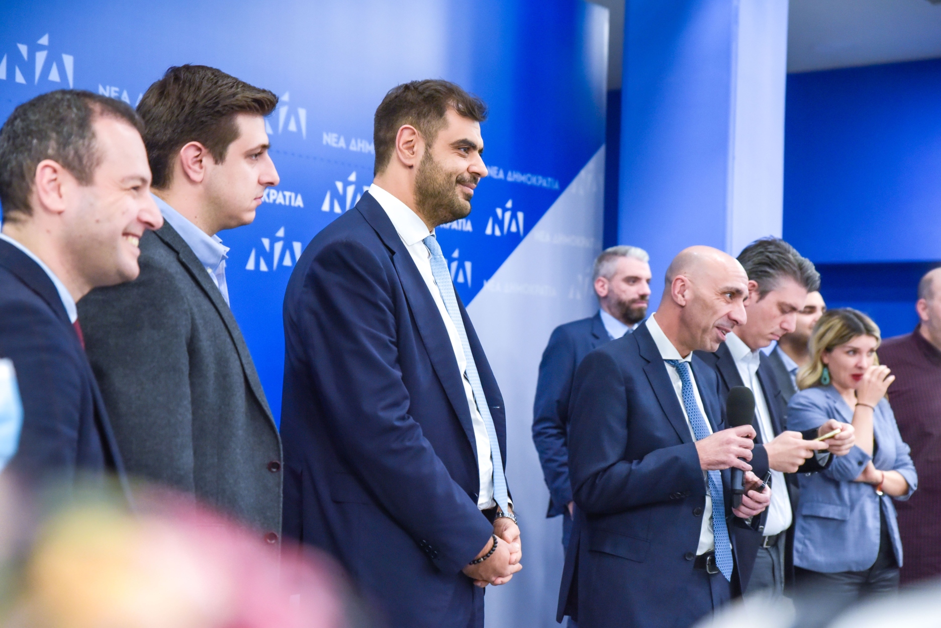 Χριστουγεννιάτικη γιορτή στα γραφεία της Νέας Δημοκρατίας