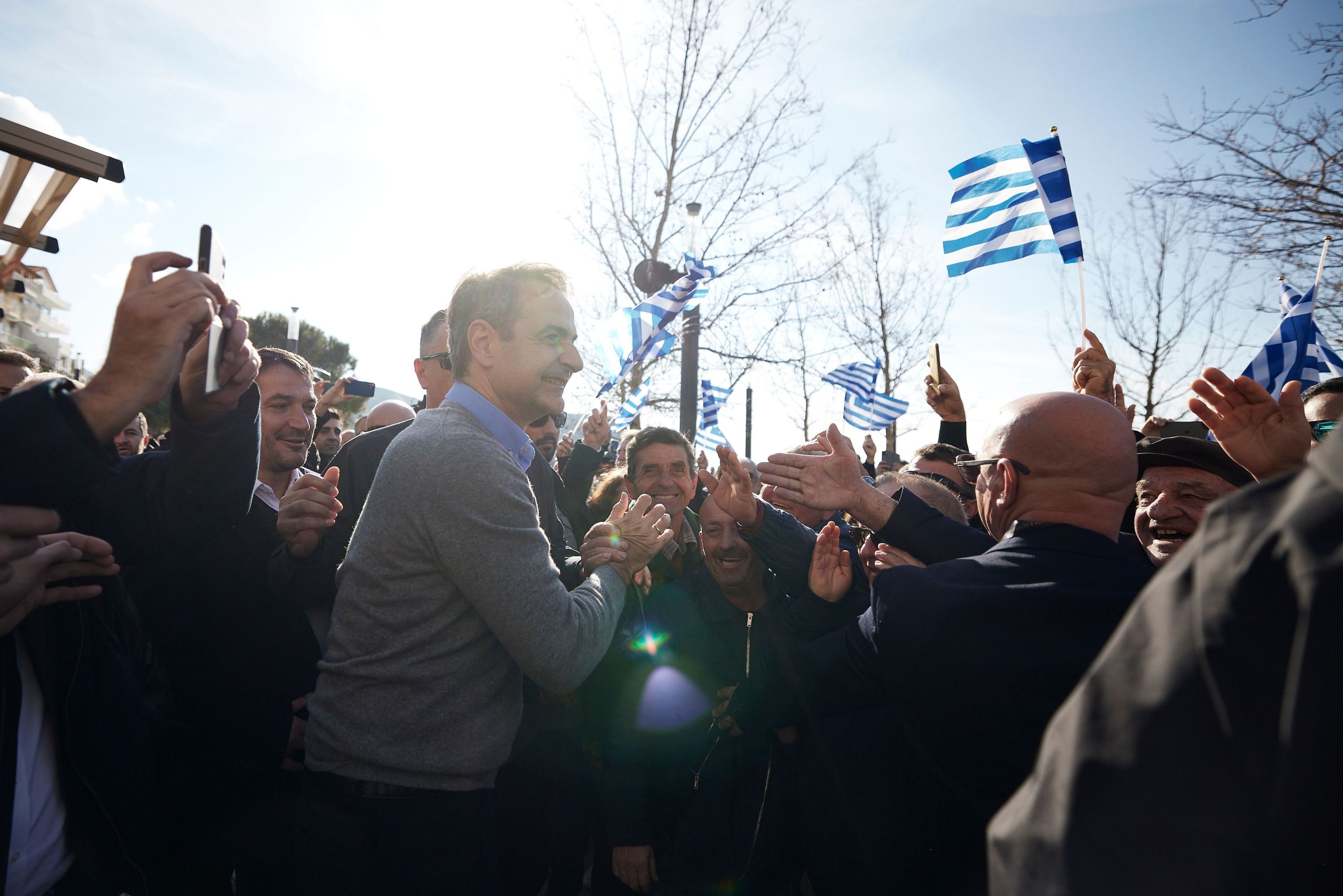 Συγκινητική η περιοδεία του Κ. Μητσοτάκη στην Βόρειο Ήπειρο