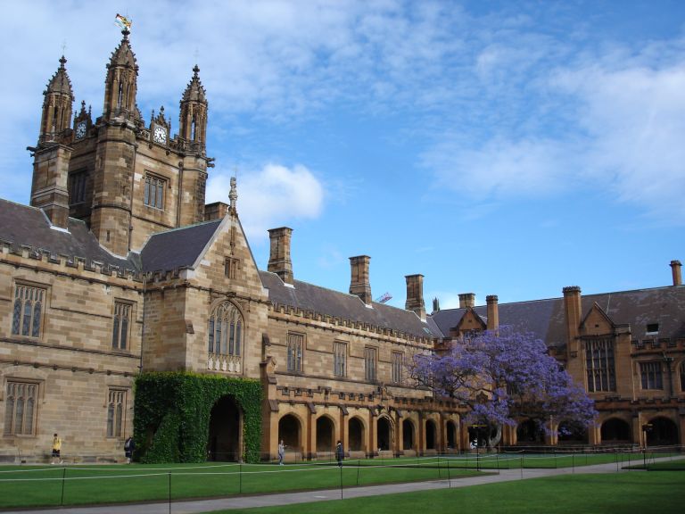 Fast track recognition for Australian university degrees in Greece