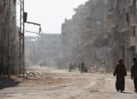 Συρία: Διαδηλωτές εισέβαλαν στο γραφείο του κυβερνήτη στη Σουέιντα Συρία: Διαδηλωτές εισέβαλαν στο γραφείο του κυβερνήτη στη Σουέιντα