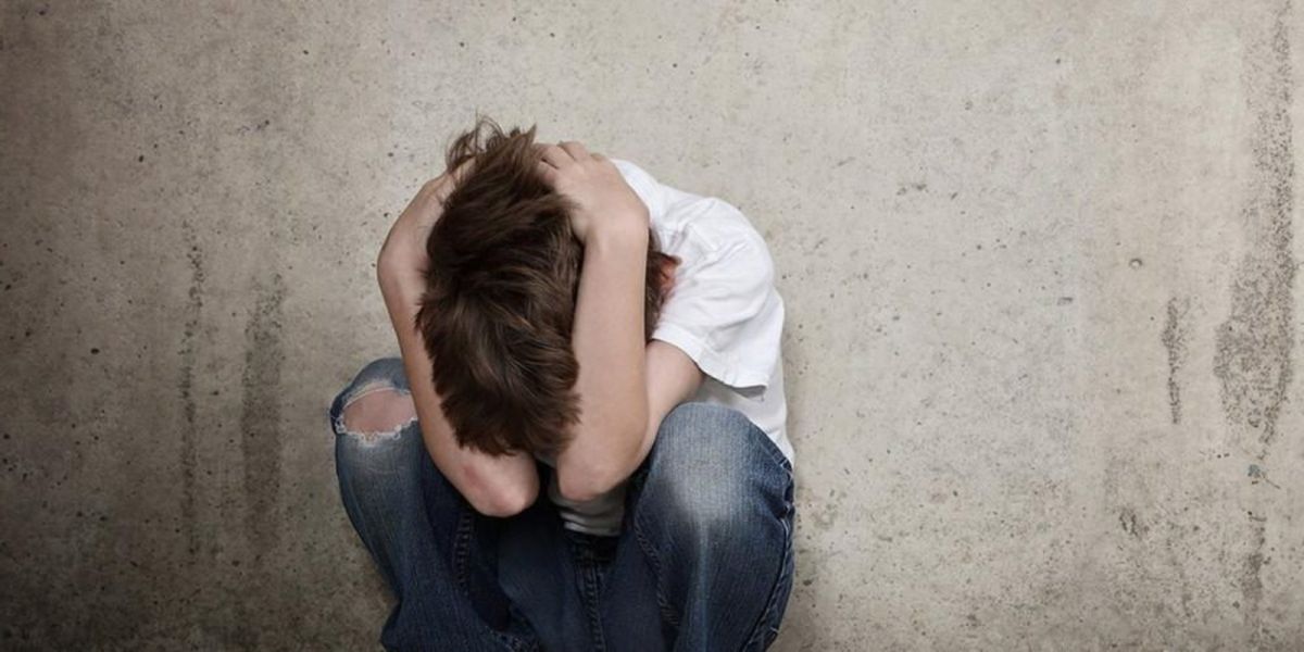 Βιασμός 15χρονου στο Ίλιον: Τέσσερις μαθήτριες μεταξύ των έξι νέων ενταλμάτων που αναμένεται να εκδοθούν